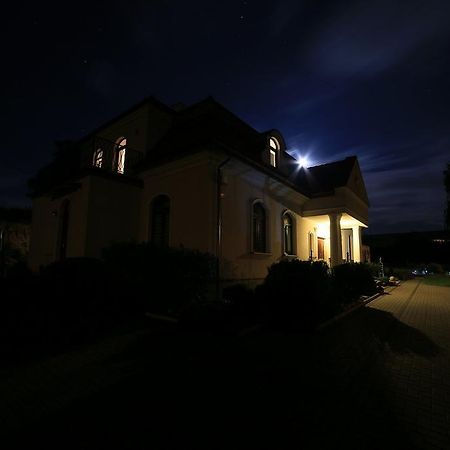 Prestige Bed & Breakfast Wierzchowisko Eksteriør bilde